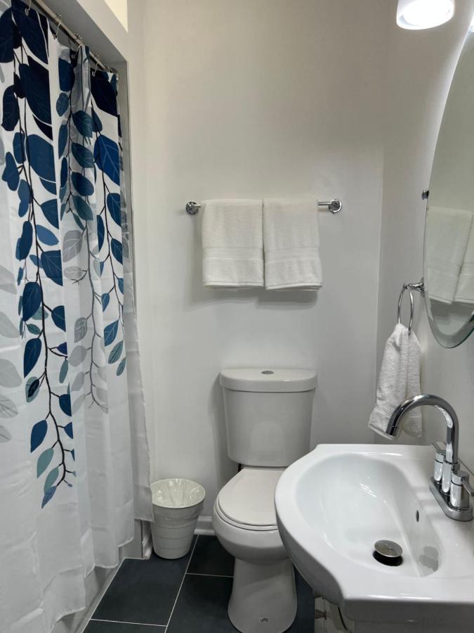 Adorable 2 Bedroom Apartment With Free Street Parking Chicago Zewnętrze zdjęcie